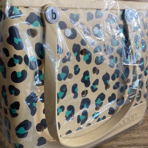 Baby Bogg Leopard Limited Edition NWT - Picture 8 of 10